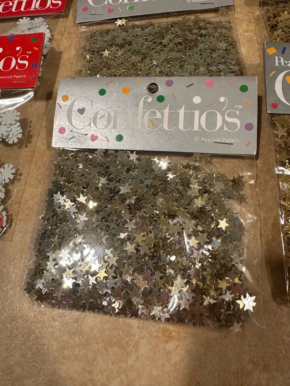 Confetti - Picture 4 of 8